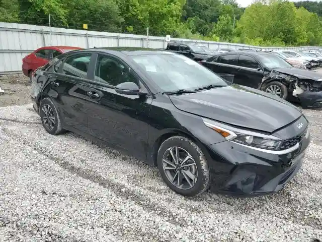 3KPF24AD0PE569395 2023 KIA FORTE-3