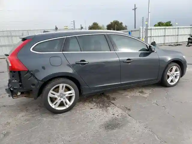 YV1612SB5F1186312 2015 VOLVO V60-2