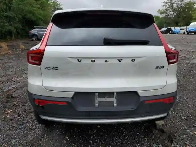 YV4L12UE3S2503506 2025 VOLVO XC40 PLUS-5
