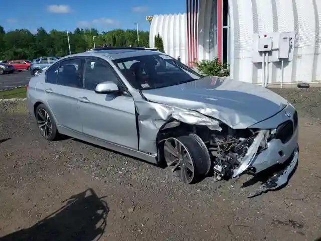 WBA8D9G50JNU67630 2018 BMW 3 SERIES-3