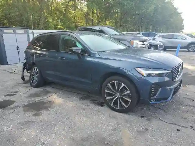 YV4L12RL3R1739158 2024 VOLVO XC60 PLUS-3