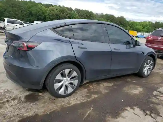 7SAYGDEE5PA181666 2023 TESLA MODEL Y-2