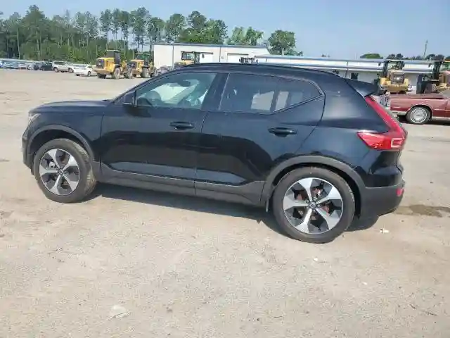 YV4L12UW0P2069853 2023 VOLVO XC40 PLUS-1