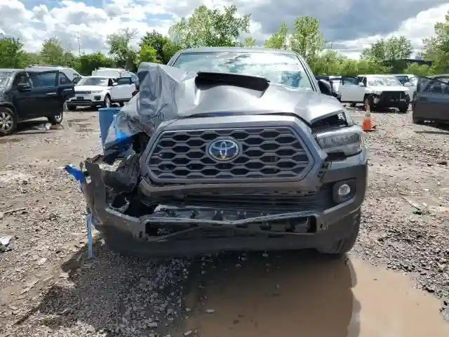 3TMCZ5AN7PM586455 2023 TOYOTA TACOMA-4