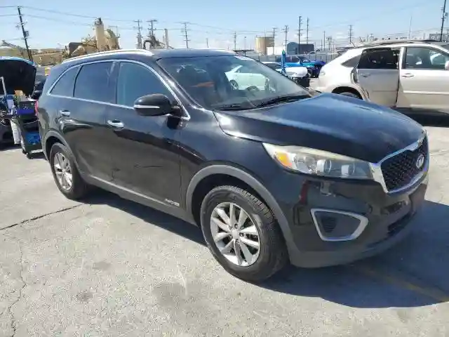 5XYPGDA59HG193038 2017 KIA SORENTO-3