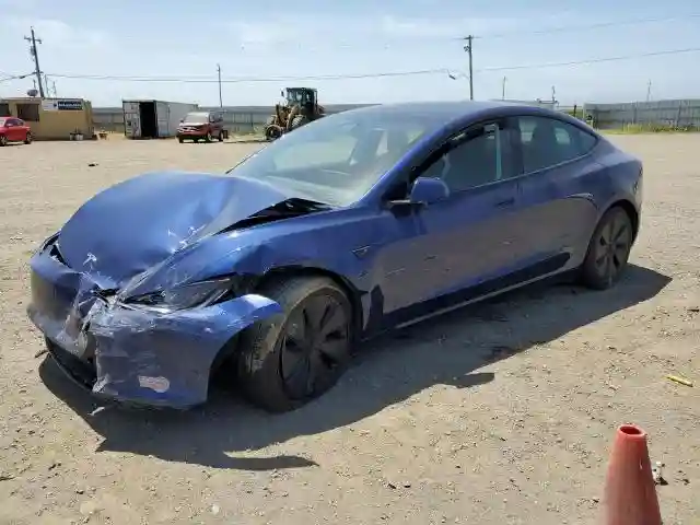 5YJ3E1EB7RF745308 2024 TESLA MODEL 3-0