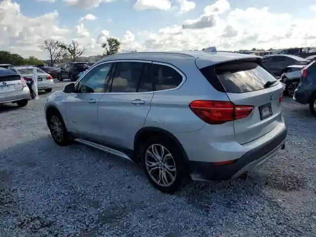 WBXHT3C33H5F83332 2017 BMW X1-1
