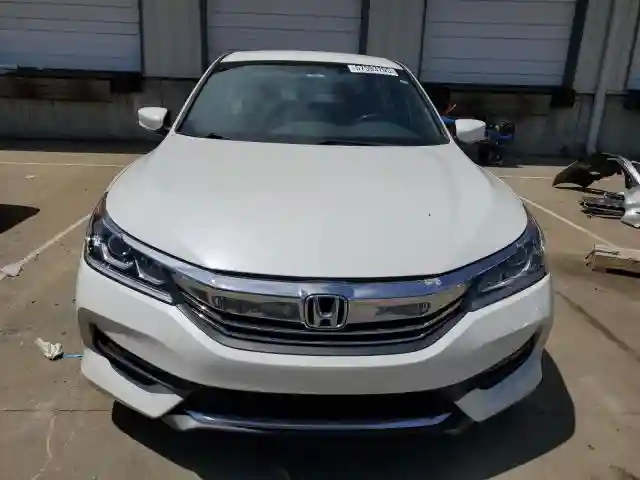 1HGCR2F56HA172445 2017 HONDA ACCORD-4