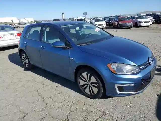 WVWKP7AU9GW902927 2016 VOLKSWAGEN GOLF-3