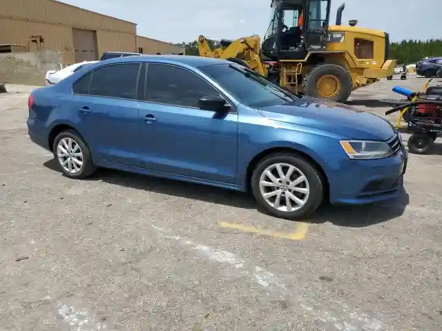 3VWD17AJ2FM290081 2015 VOLKSWAGEN JETTA-3