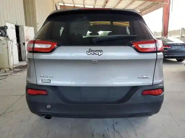 1C4PJMABXGW280276 2016 JEEP GRAND CHEROKEE-5