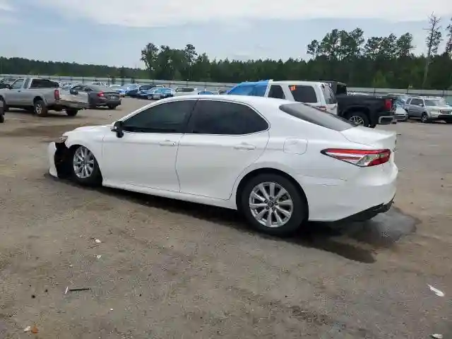 4T1B11HK8JU101178 2018 TOYOTA CAMRY-1