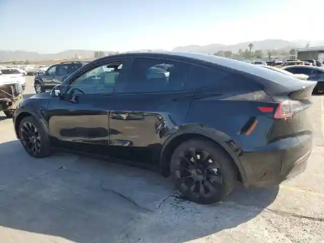 7SAYGDEE8RA231933 2024 TESLA MODEL Y-1