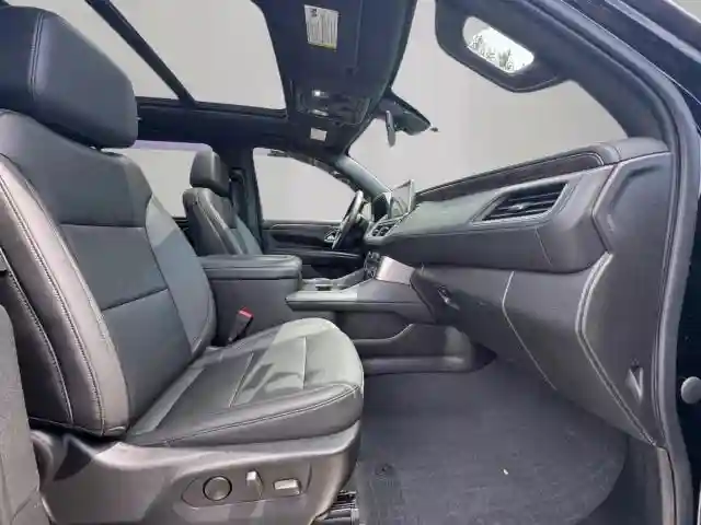 1GNSKCKD8NR10297 2022 CHEVROLET SUBURBAN-4