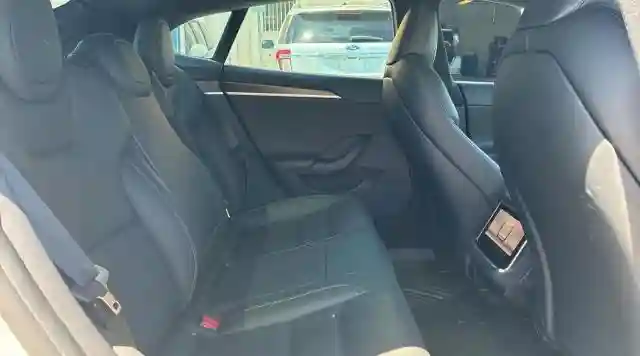 5YJSA1E64MF447124 2021 TESLA MODEL S-5