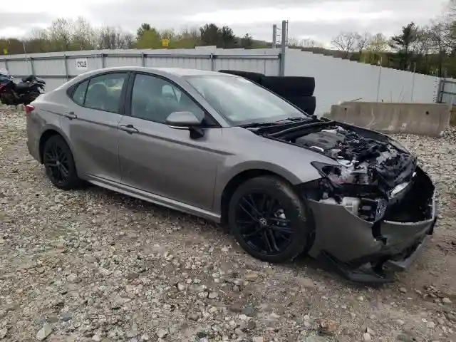 4T1DBADK6SU514889 2025 TOYOTA CAMRY-3