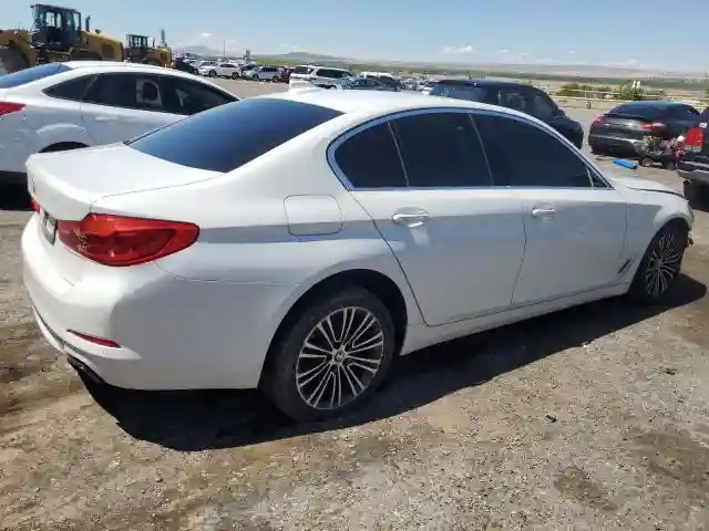 WBAJE7C5XJWC54447 2018 BMW 5 SERIES-2