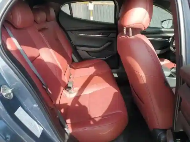 JM1BPBLM3R1709768 2024 MAZDA 3-5