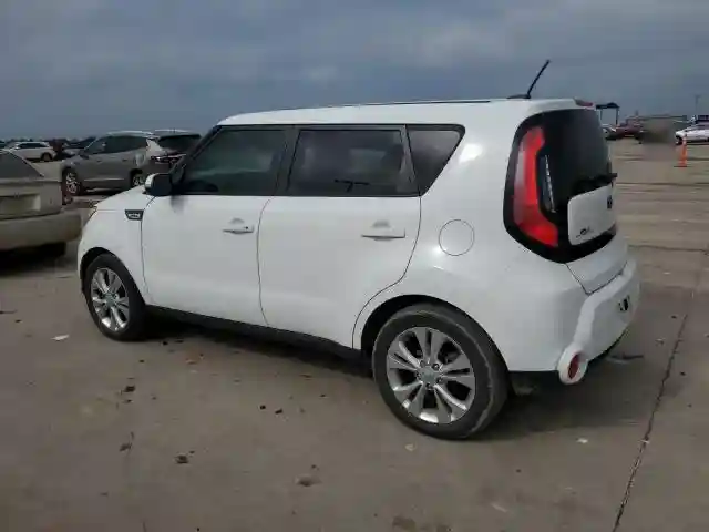 KNDJX3A50G7276627 2016 KIA SOUL-1