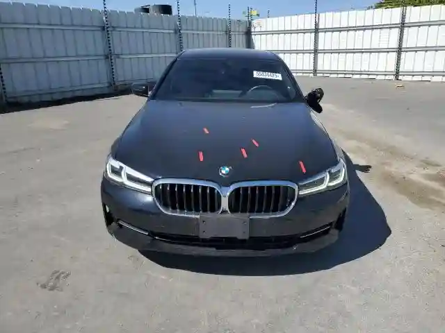 WBA13BJ09NCL02671 2022 BMW 5 SERIES-4