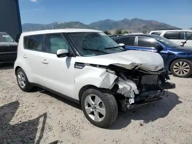 KNDJN2A20J7541821 2018 KIA SOUL-3