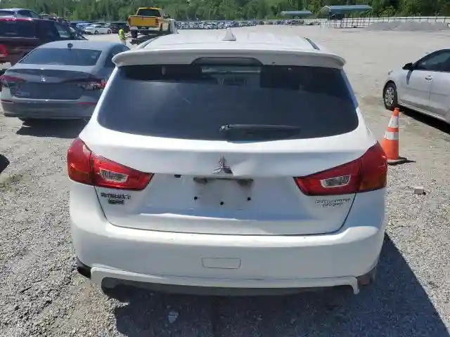 JA4AP3AU5HZ068931 2017 MITSUBISHI OUTLANDER-5