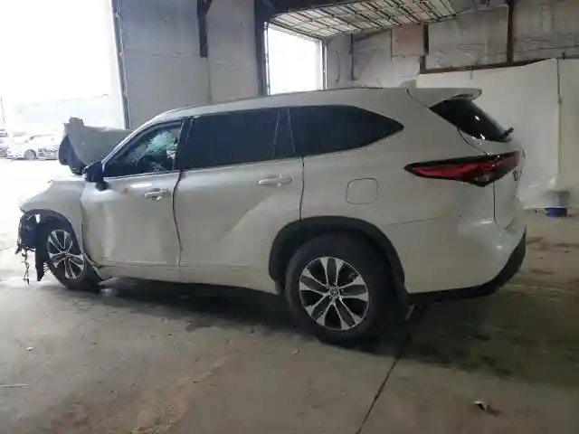 5TDGZRBH6MS531864 2021 TOYOTA HIGHLANDER-1