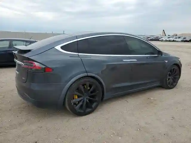 5YJXCAE29GF006512 2016 TESLA MODEL X-2