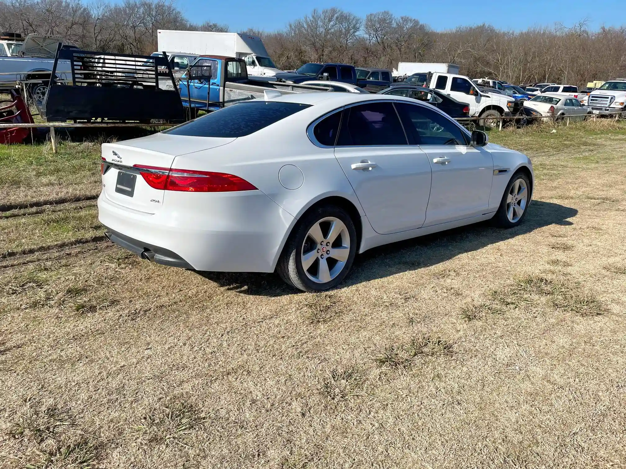 SAJBR4FX5JCY70175 2018 JAGUAR XF-3