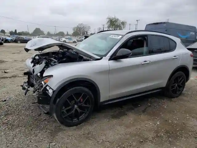 ZASPAJAN0K7C71850 2019 ALFA ROMEO STELVIO-0