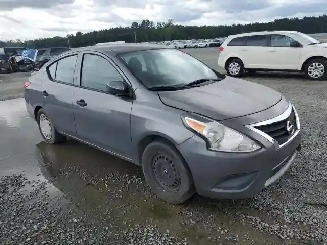 3N1CN7AP4KL824031 2019 NISSAN VERSA-3