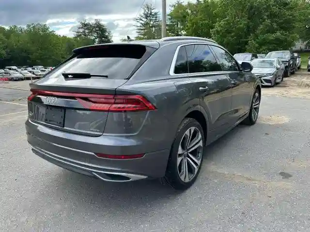 WA1BVAF15KD012411 2019 AUDI Q8-2