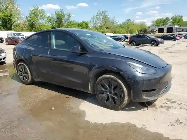 7SAYGAEE6RF160698 2024 TESLA MODEL Y-3