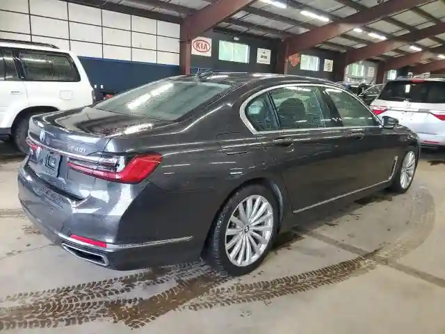 WBA7T4C02NCH59103 2022 BMW 7 SERIES-2