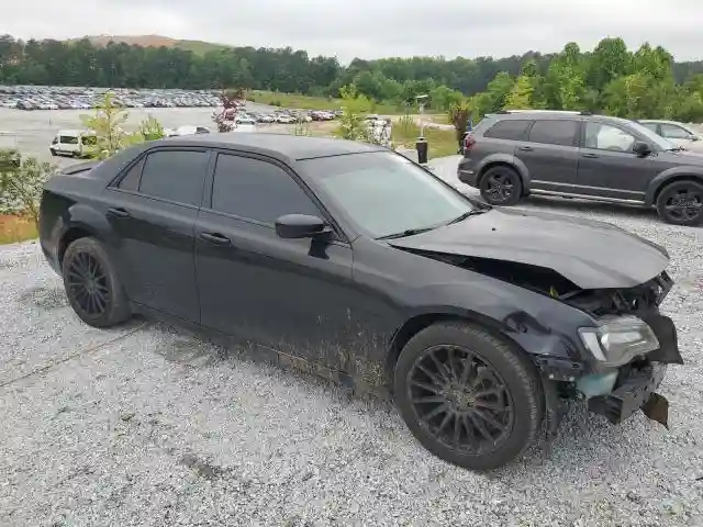 2C3CCAGG0GH244609 2016 CHRYSLER 300-3