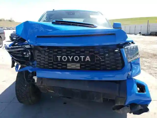 5TFDY5F10KX829796 2019 TOYOTA TUNDRA-4