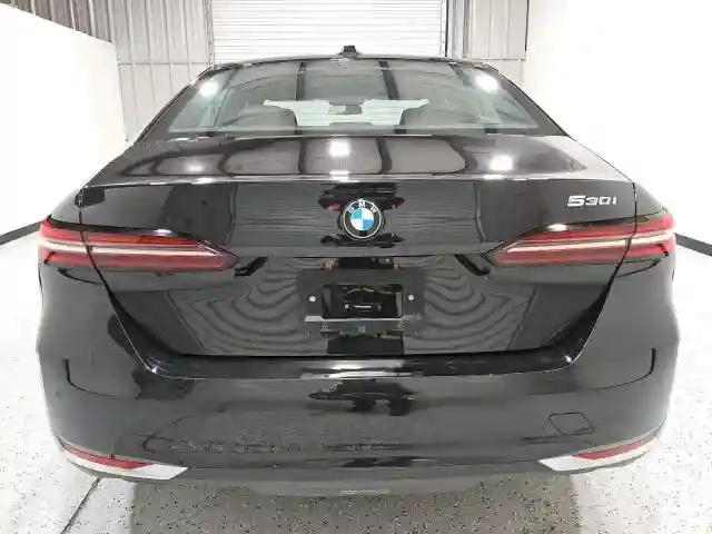 WBA43FJ04RCR49330 2024 BMW 5 SERIES-5