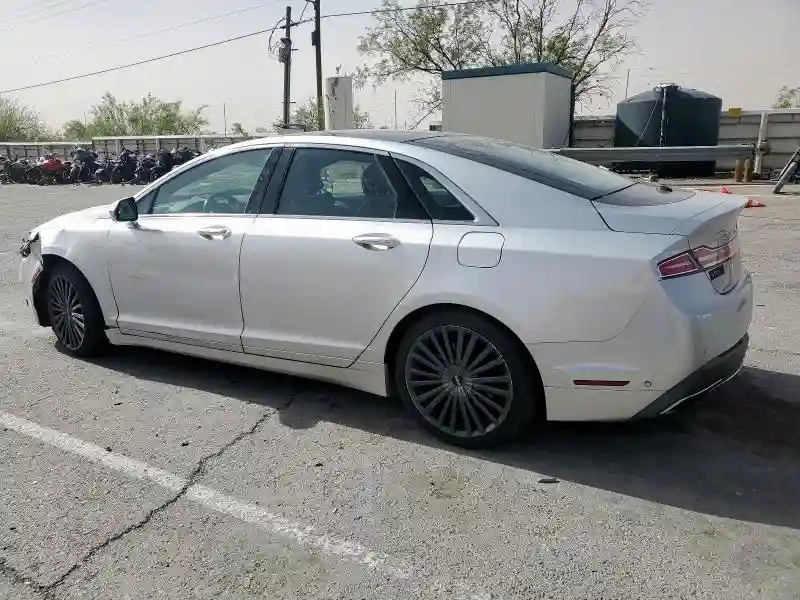 3LN6L5FC7JR607221 2018 LINCOLN MKZ-1