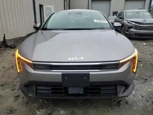 3KPFT4DE8SE100761 2025 KIA K4 LX-4