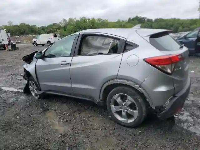3CZRU6H35KM743664 2019 HONDA HR-V-1
