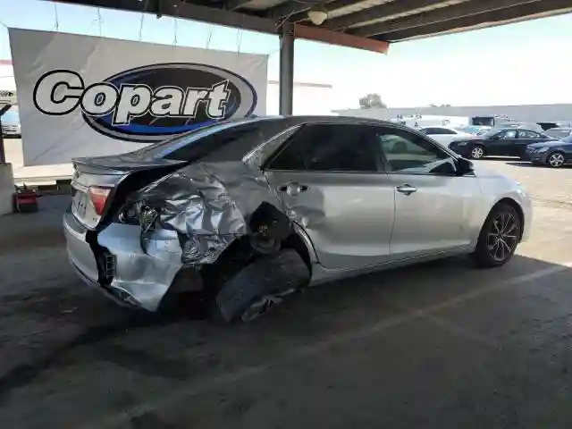 4T1BF1FK2FU883666 2015 TOYOTA CAMRY-2