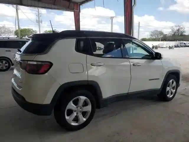 3C4NJCBB0KT637477 2019 JEEP COMPASS-2