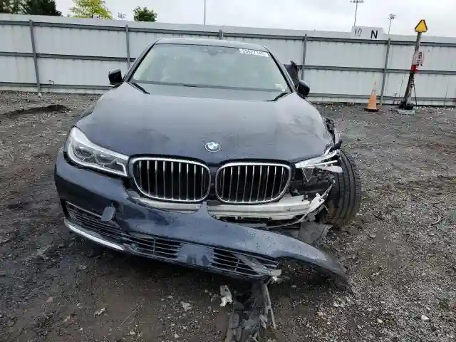WBA7F2C55GG416706 2016 BMW 7 SERIES-4