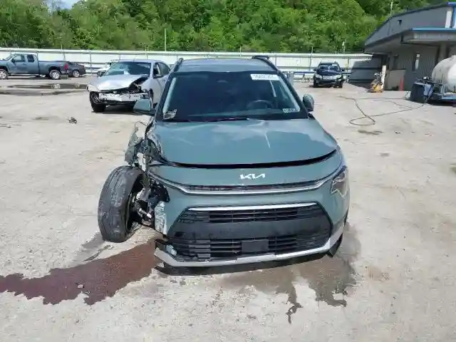 KNDCR3LE1P5080014 2023 KIA NIRO-4