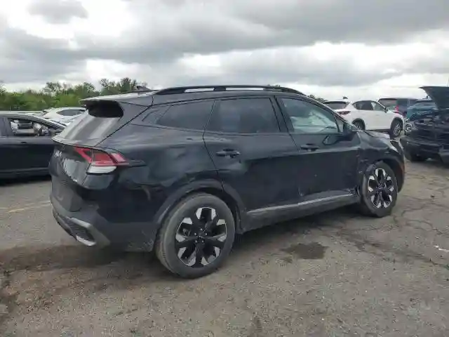 5XYK6CAF6PG016882 2023 KIA SPORTAGE X-2