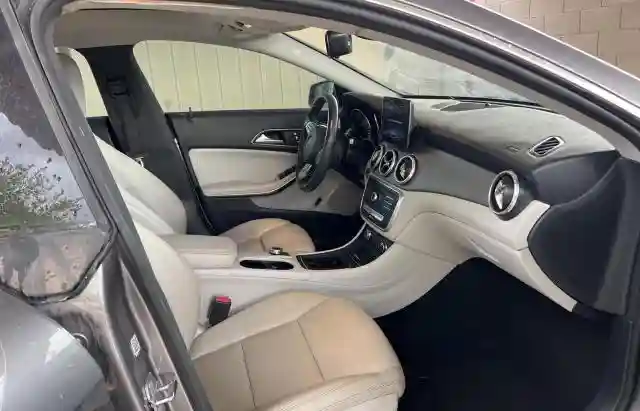 WDDSJ4EB3KN712053 2019 MERCEDES-BENZ CLA-CLASS-4