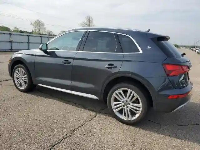WA1BNAFY1J2230238 2018 AUDI Q5-1