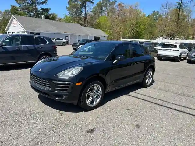 WP1AA2A53JLB05508 2018 PORSCHE MACAN-1