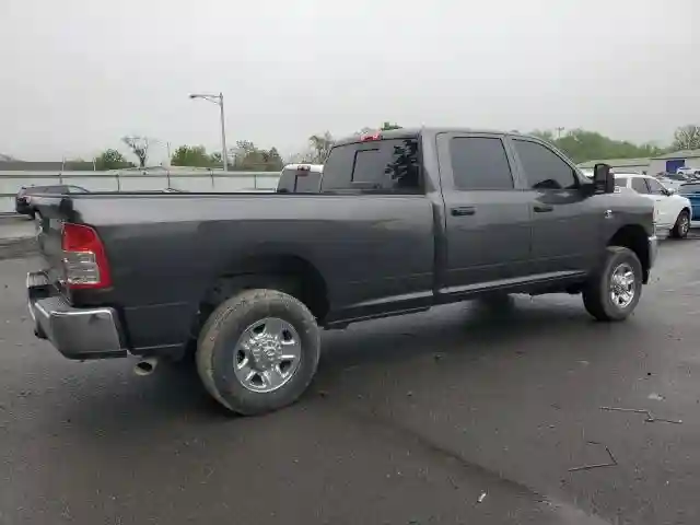 3C6UR5HL9RG103078 2024 RAM 2500-2