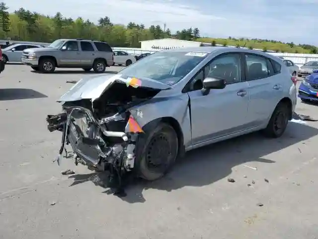 4S3GTAA64H3708924 2017 SUBARU IMPREZA-0